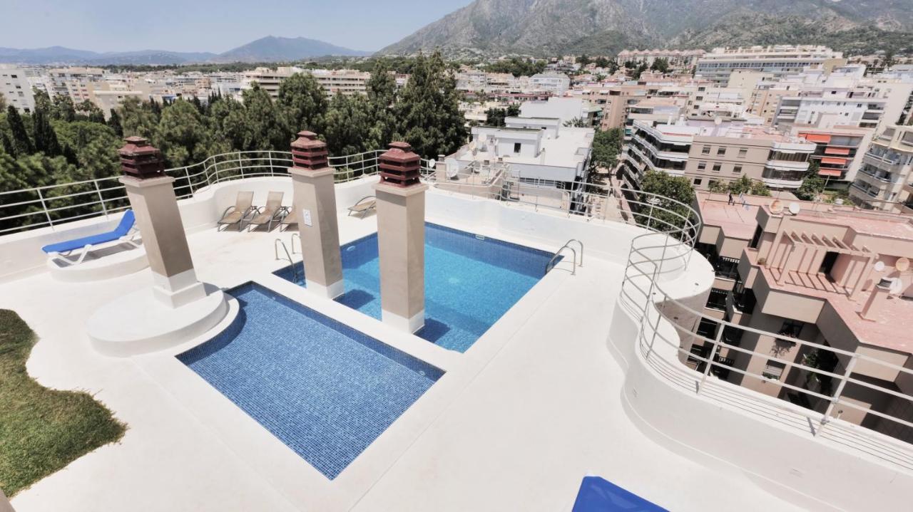 El Arbol - Rooftop Pool - Puerto Deportivo Marbella Bagian luar foto