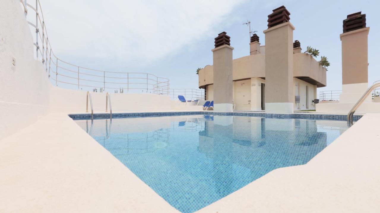 El Arbol - Rooftop Pool - Puerto Deportivo Marbella Bagian luar foto