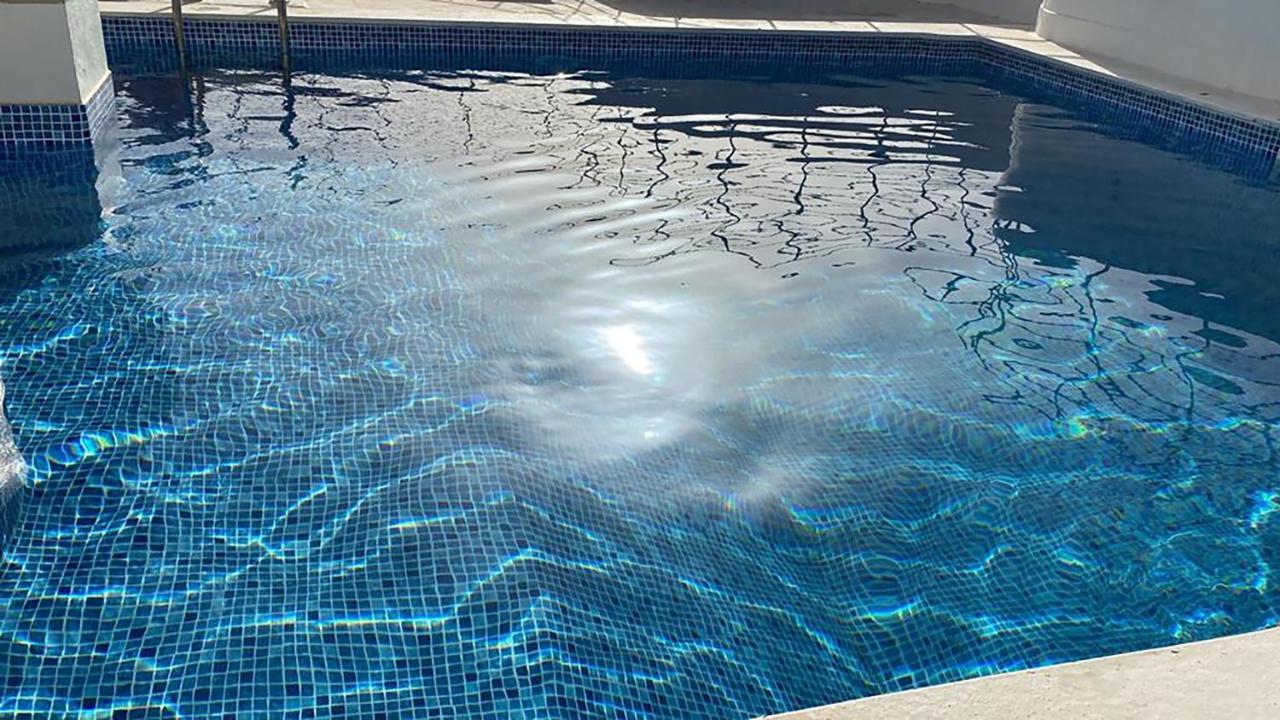 El Arbol - Rooftop Pool - Puerto Deportivo Marbella Bagian luar foto